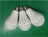 Bombillos-1.webp Bombillos LED 8 Horas de eficiencia Recargables.